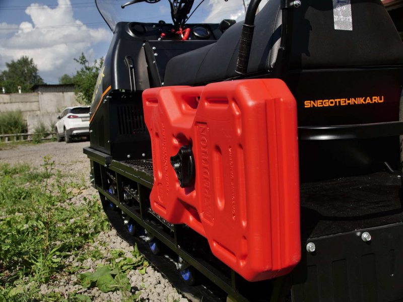 Снегоход Восток с двигателем Loncin