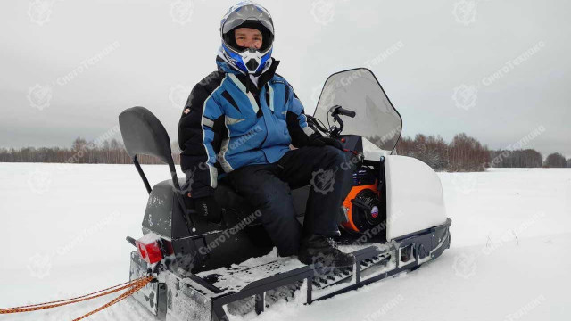 Снегоход короткобазный